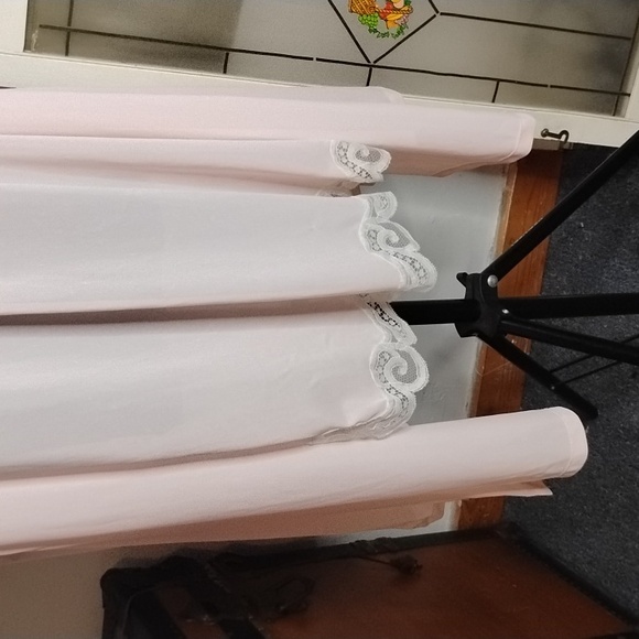 Two Piece Pale Pink Nite Gown With Lace Details - Picture 4 of 6